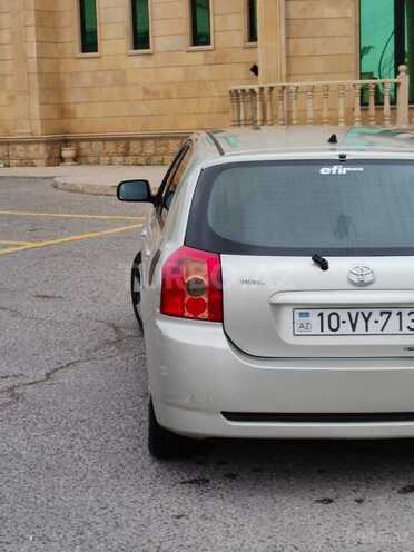 Toyota Corolla 2004, 312,000 km - 1.4 l - Bakı