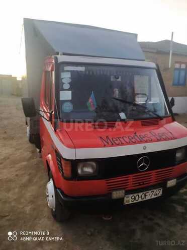 Mercedes 410 D 1991, 37,000 km - 2.9 l - Qobustan