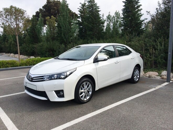 Toyota Corolla 2014, 71,500 km - 1.6 l - Bakı