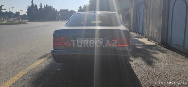 Mercedes E 230 1995, 439,000 km - 2.3 l - Zərdab