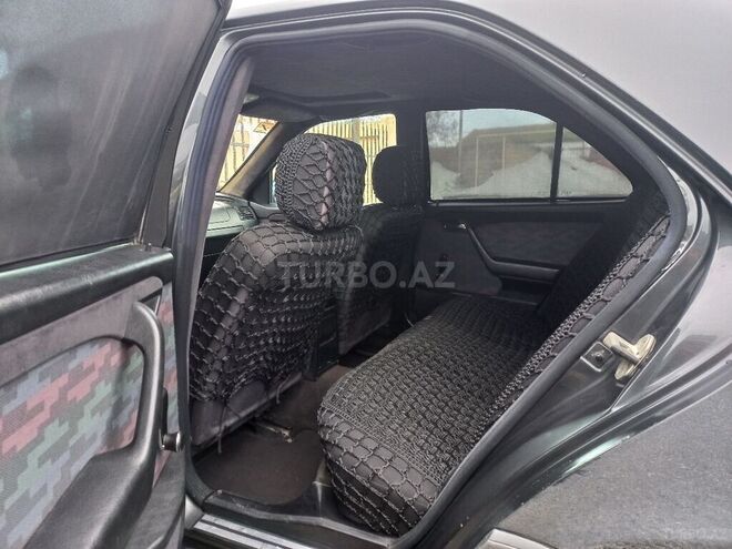 Mercedes C 200 1995, 297,000 km - 2.0 л - Bakı