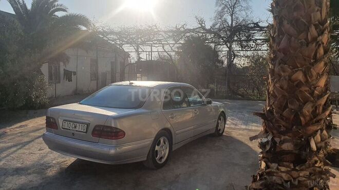 Mercedes E 270 2000, 358,000 km - 2.7 l - Tərtər