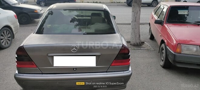 Mercedes C 240 1998, 298,000 km - 2.4 л - Bakı