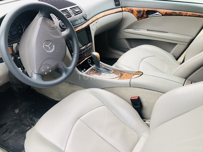 Mercedes E 320 2004, 234,000 km - 3.2 l - Bakı