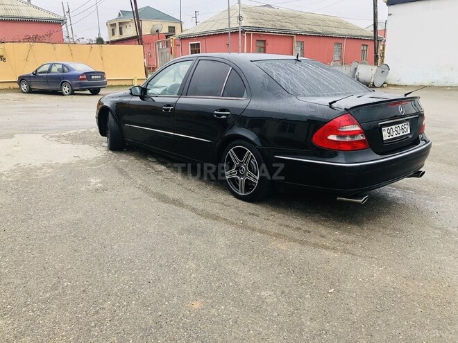 Mercedes E 320 2004, 234,000 km - 3.2 l - Bakı