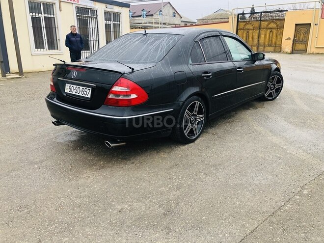 Mercedes E 320 2004, 234,000 km - 3.2 l - Bakı