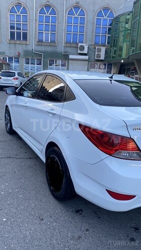 Hyundai Accent 2011, 223,650 km - 1.4 л - Bakı