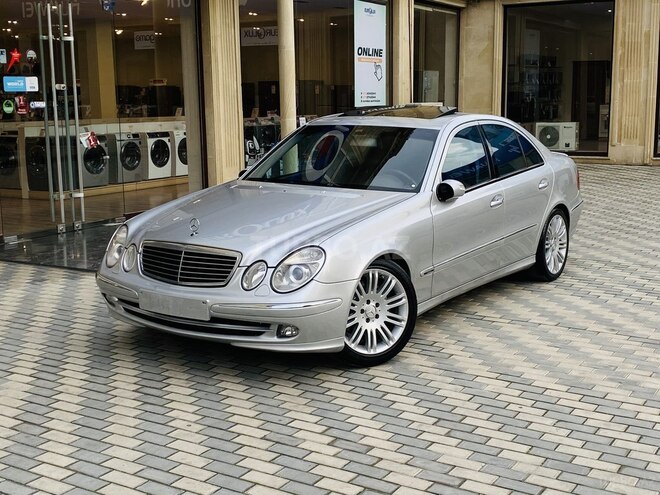 Mercedes E 320 2002, 201,000 km - 3.2 l - Bakı