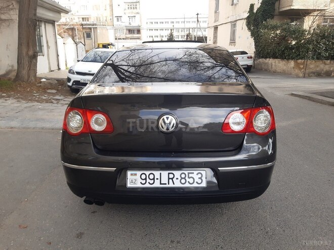 Volkswagen Passat 2005, 185,000 km - 2.0 л - Bakı
