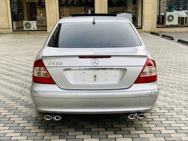 Mercedes E 320 2002, 201,000 km - 3.2 l - Bakı