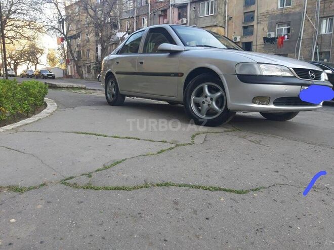Opel Vectra 1998, 300,000 km - 1.8 l - Bakı