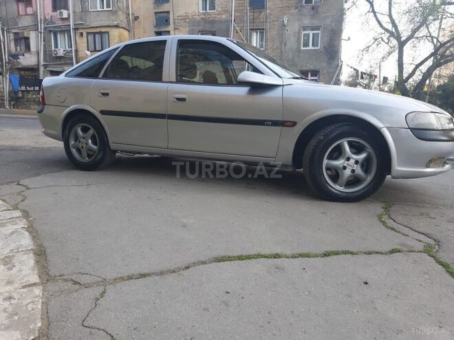 Opel Vectra 1998, 300,000 km - 1.8 l - Bakı