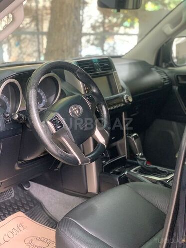 Toyota Land Cruiser 2013, 95,000 km - 2.7 л - Bakı