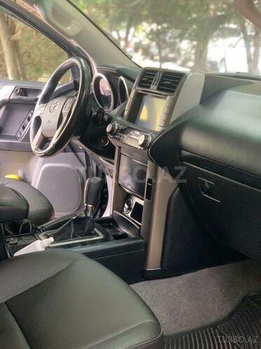 Toyota Land Cruiser 2013, 95,000 km - 2.7 л - Bakı