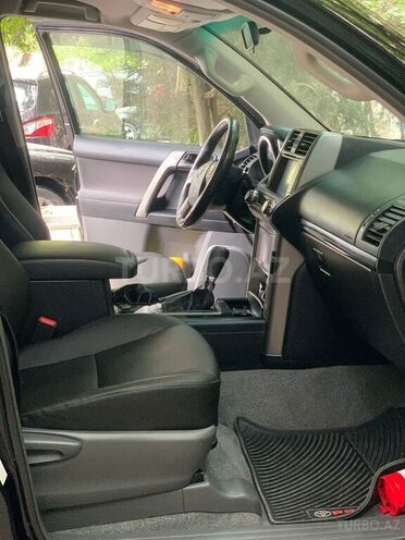 Toyota Land Cruiser 2013, 95,000 km - 2.7 л - Bakı