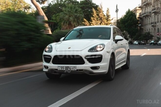 Porsche Cayenne Turbo 2012, 170,000 km - 4.8 l - Bakı