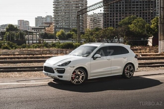Porsche Cayenne Turbo 2012, 170,000 km - 4.8 l - Bakı