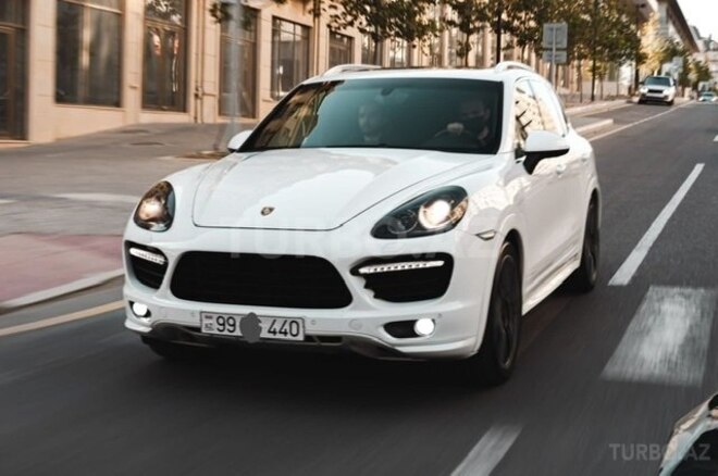Porsche Cayenne Turbo 2012, 170,000 km - 4.8 l - Bakı