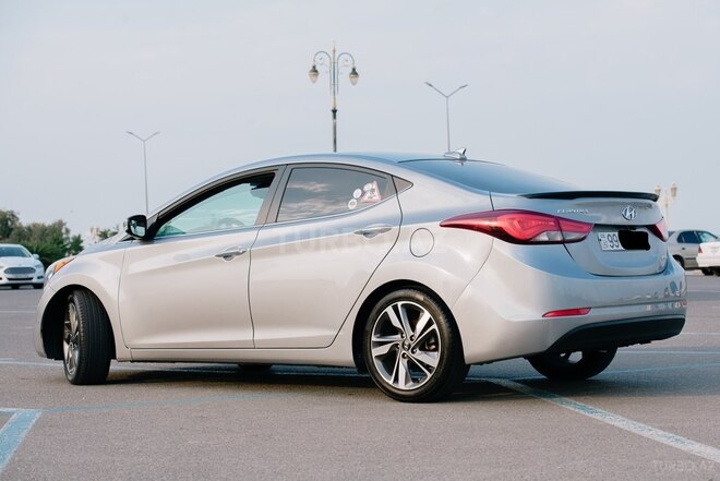 Hyundai Elantra 2015, 119,091 km - 1.8 l - Bakı