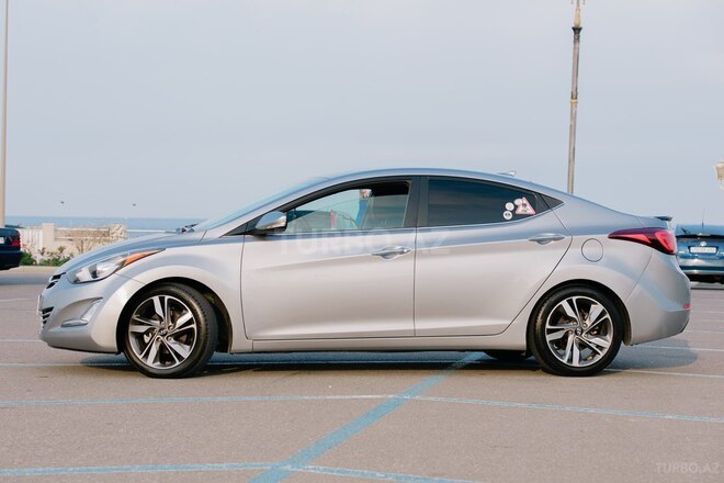 Hyundai Elantra 2015, 119,091 km - 1.8 l - Bakı