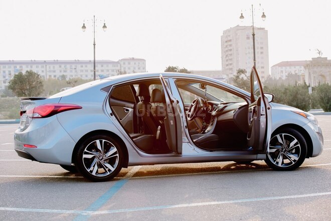 Hyundai Elantra 2015, 119,091 km - 1.8 l - Bakı