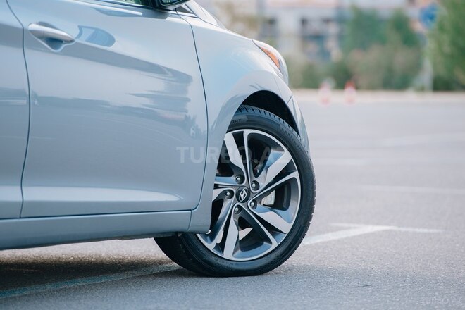 Hyundai Elantra 2015, 119,091 km - 1.8 l - Bakı