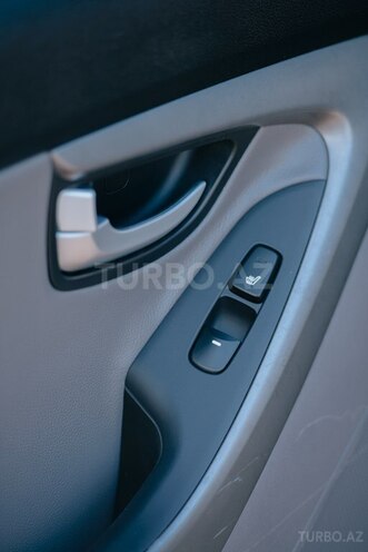 Hyundai Elantra 2015, 119,091 km - 1.8 l - Bakı