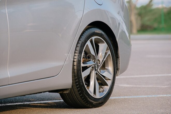 Hyundai Elantra 2015, 119,091 km - 1.8 l - Bakı