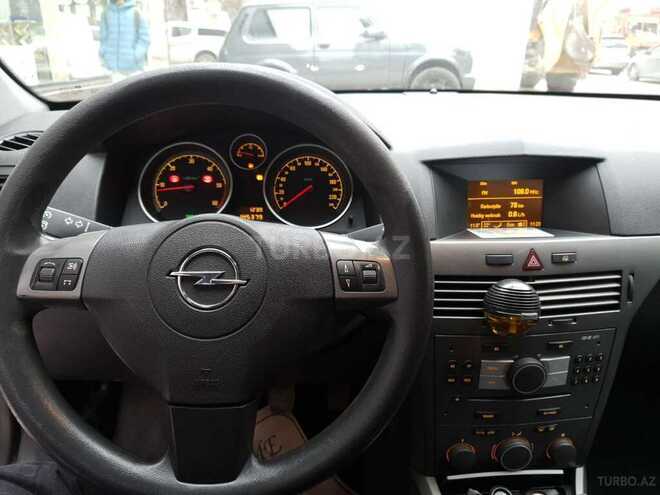 Opel Astra 2006, 146,000 km - 1.3 l - Bakı