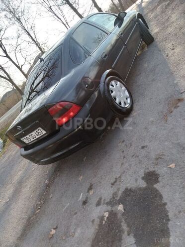Opel Vectra 1996, 425,852 km - 2.0 l - Zaqatala