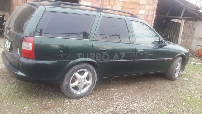 Opel Vectra 1999, 248,000 km - 2.0 л - Goranboy