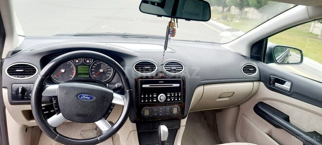 Ford Focus 2006, 286,000 km - 1.6 l - Gəncə