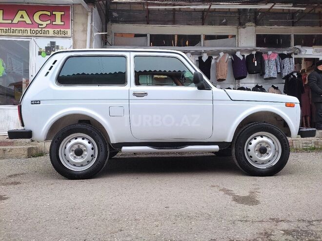 LADA (VAZ) Niva 2000, 40,396 km - 1.7 l - Quba