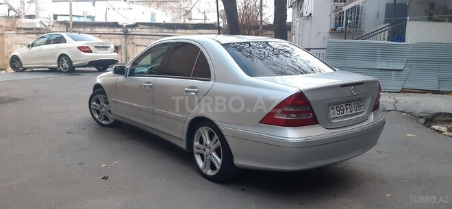 Mercedes C 180 2001, 368,000 km - 2.0 l - Bakı