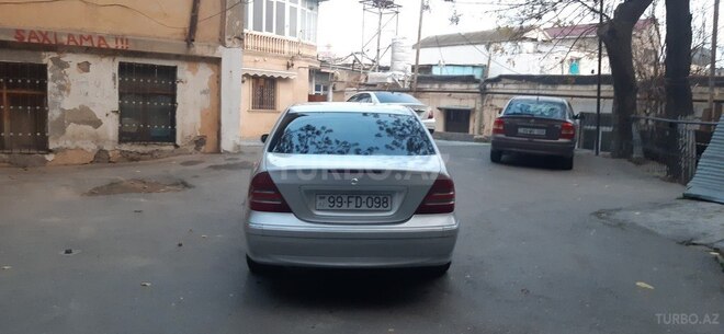 Mercedes C 180 2001, 368,000 km - 2.0 l - Bakı