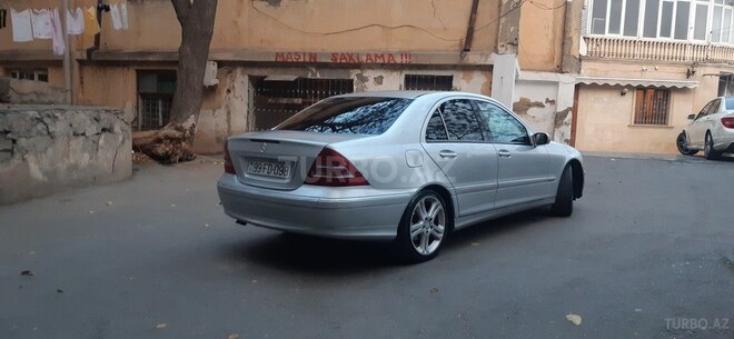 Mercedes C 180 2001, 368,000 km - 2.0 l - Bakı