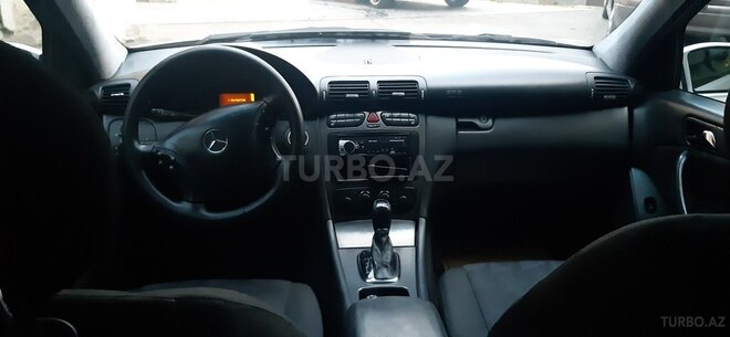 Mercedes C 180 2001, 368,000 km - 2.0 l - Bakı