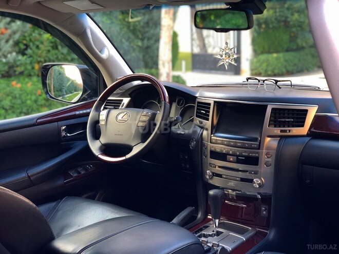 Lexus LX 570 2012, 130,511 km - 5.7 л - Bakı