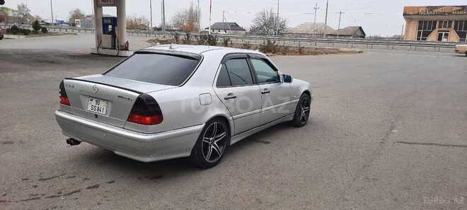 Mercedes C 240 2000, 129,500 km - 2.4 l - Gəncə