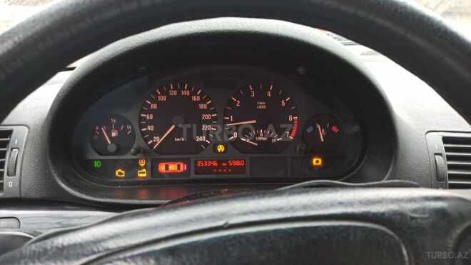 BMW 318 1999, 353,000 km - 1.9 л - Yevlax
