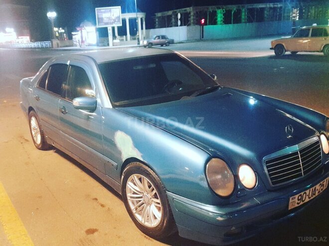Mercedes E 220 1997, 100,000 km - 2.2 l - Gəncə