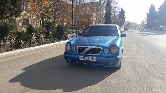 Mercedes E 220 1997, 100,000 km - 2.2 l - Gəncə