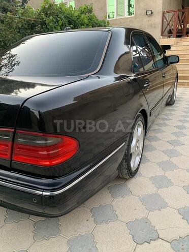 Mercedes E 320 2000, 285,000 km - 3.2 л - Bakı