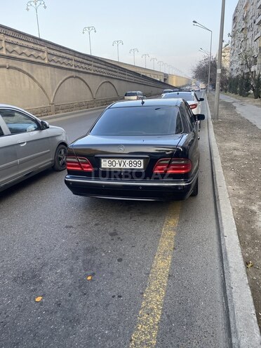 Mercedes E 320 2000, 285,000 km - 3.2 л - Bakı