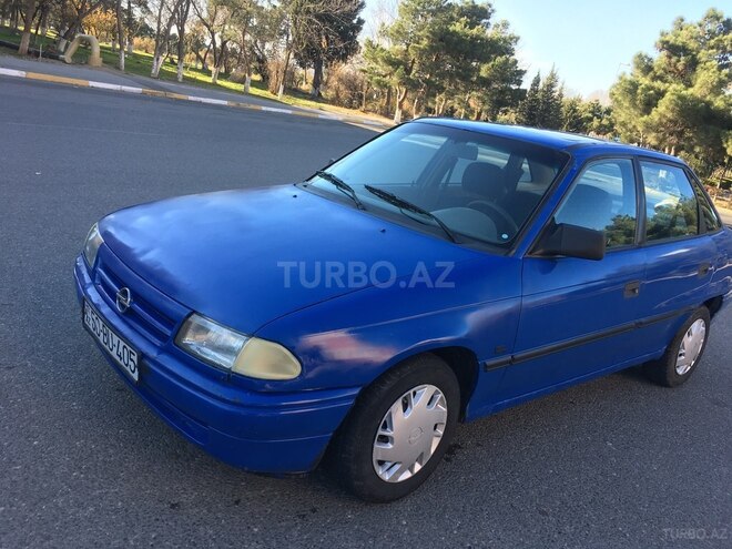 Opel Astra 1992, 141,041 km - 1.4 l - Sumqayıt