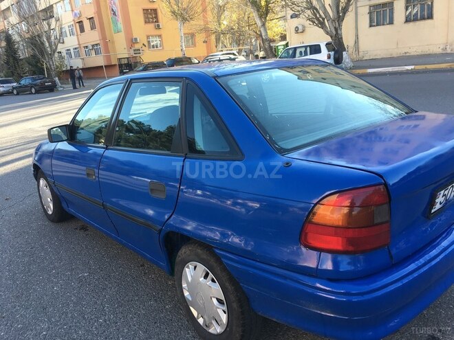 Opel Astra 1992, 141,041 km - 1.4 l - Sumqayıt