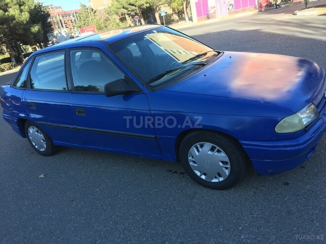 Opel Astra 1992, 141,041 km - 1.4 l - Sumqayıt