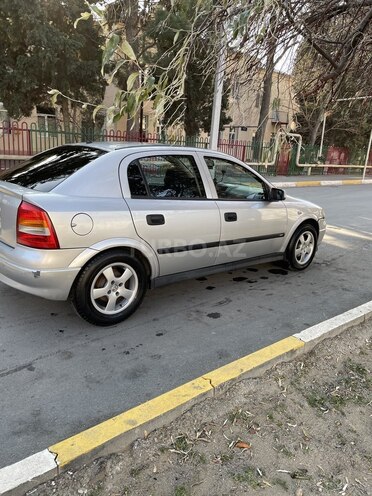 Opel Astra 2000, 330,000 km - 1.6 l - Sumqayıt