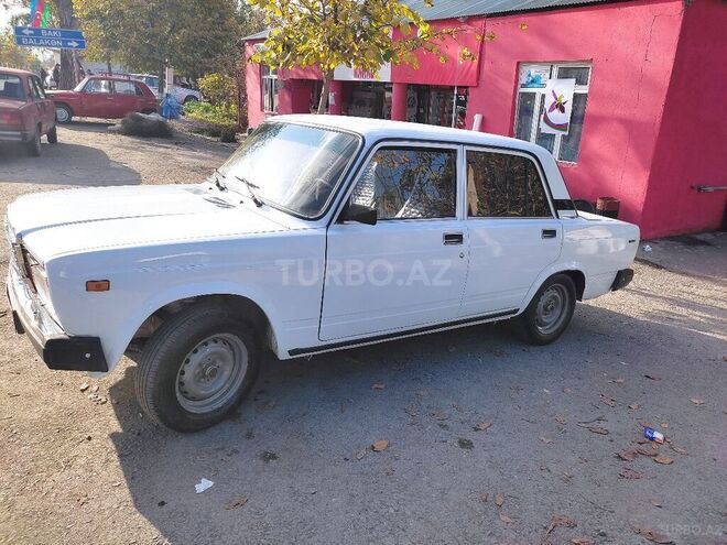 LADA (VAZ) 2107 2003, 123,950 km - 1.6 l - Qax