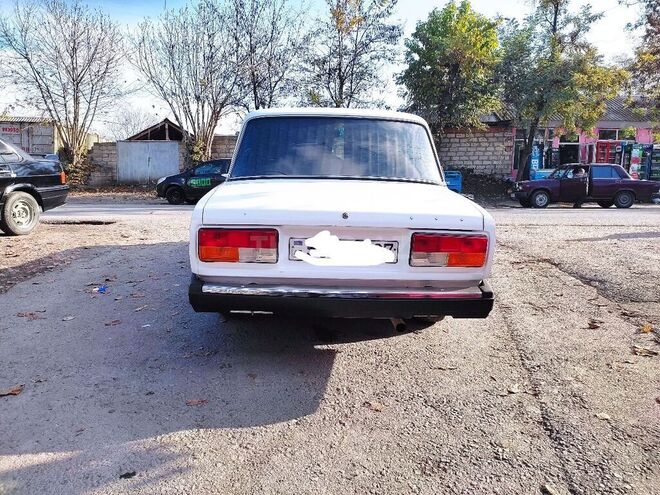 LADA (VAZ) 2107 2003, 123,950 km - 1.6 l - Qax